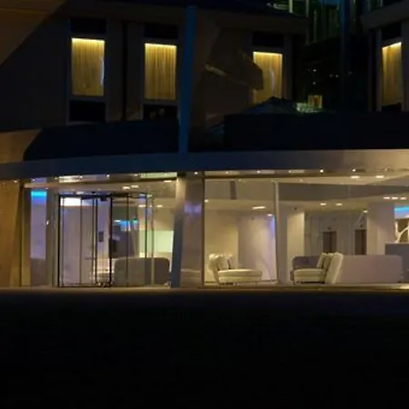 A Point Arezzo Park 4*