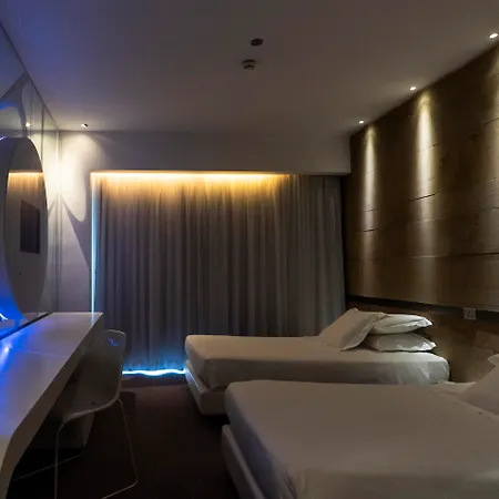 A Point Arezzo Park 4*